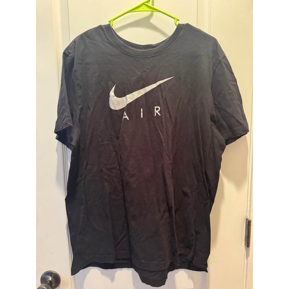 Mens Nike T Shirts, “The Nike Tee”, SZ XL Sports Casual